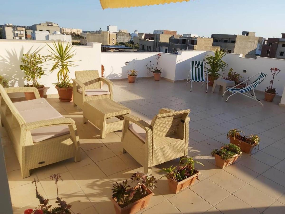 נבאול Appartements De Luxe Pres De La Mer מראה חיצוני תמונה
