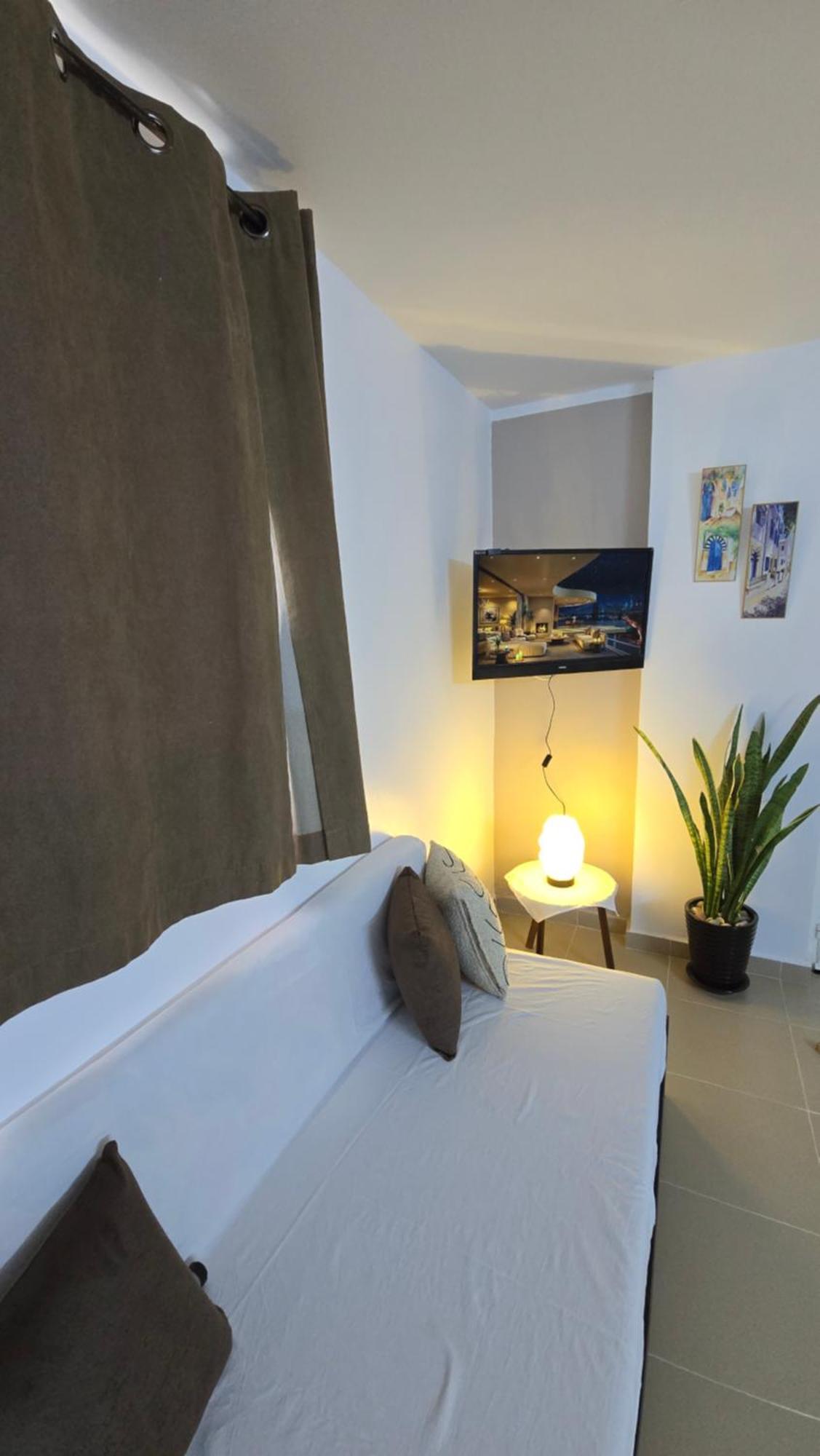נבאול Appartements De Luxe Pres De La Mer מראה חיצוני תמונה